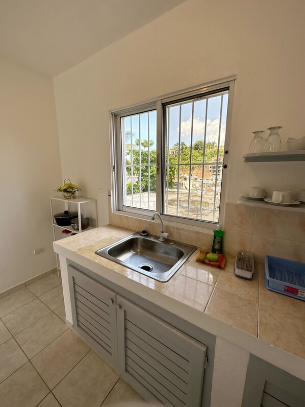 Apartment, 1 Bedroom, Balcony, City View | Interior