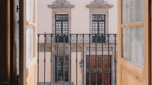 Premium bedding, in-room safe, blackout curtains - Hotel Boutique Casa Yága (Querétaro)