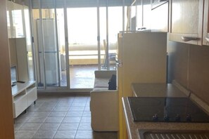 Fridge - SE130 - Senigallia, studio apartment at the Piramidi residence (Senigallia)