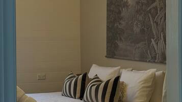 3 chambres, fer et planche Ă repasser, Wi-Fi, draps fournis