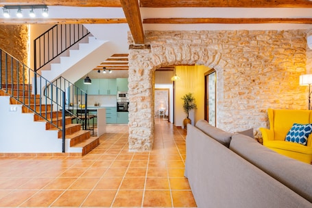 Interior. Country House 'Mas de Morera' with Year-Round Pool Access
