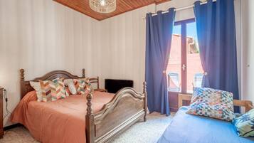 1 Schlafzimmer, Bügeleisen/Bügelbrett