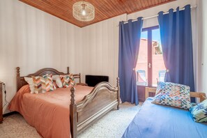 1 bedroom, iron/ironing board