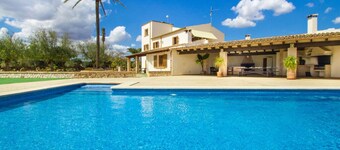 Holiday Home 'Sant Blai Nou' with Private Pool, Private Terrace and Wi-Fi
