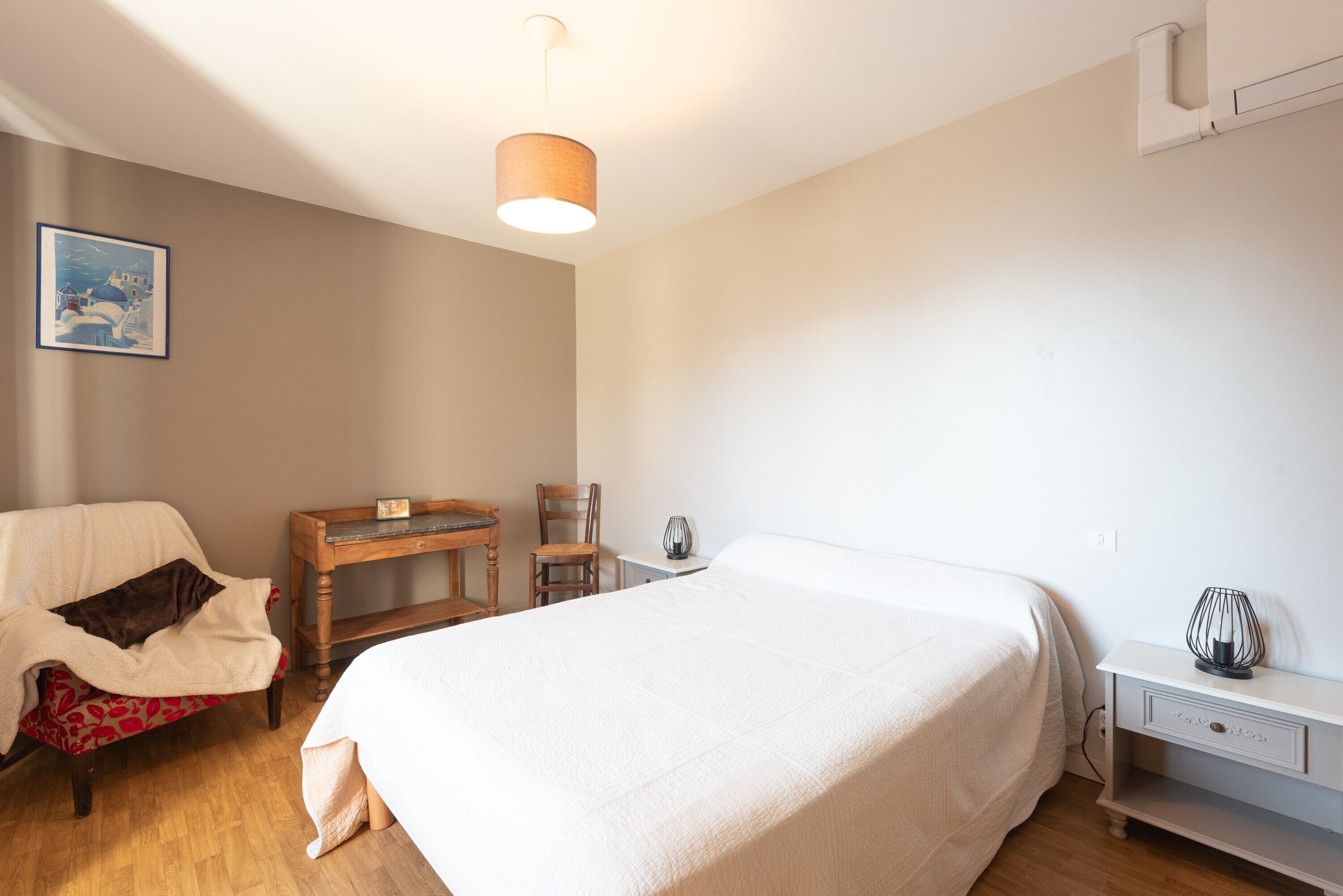 3 chambres, fer et planche à repasser, Wi-Fi gratuit