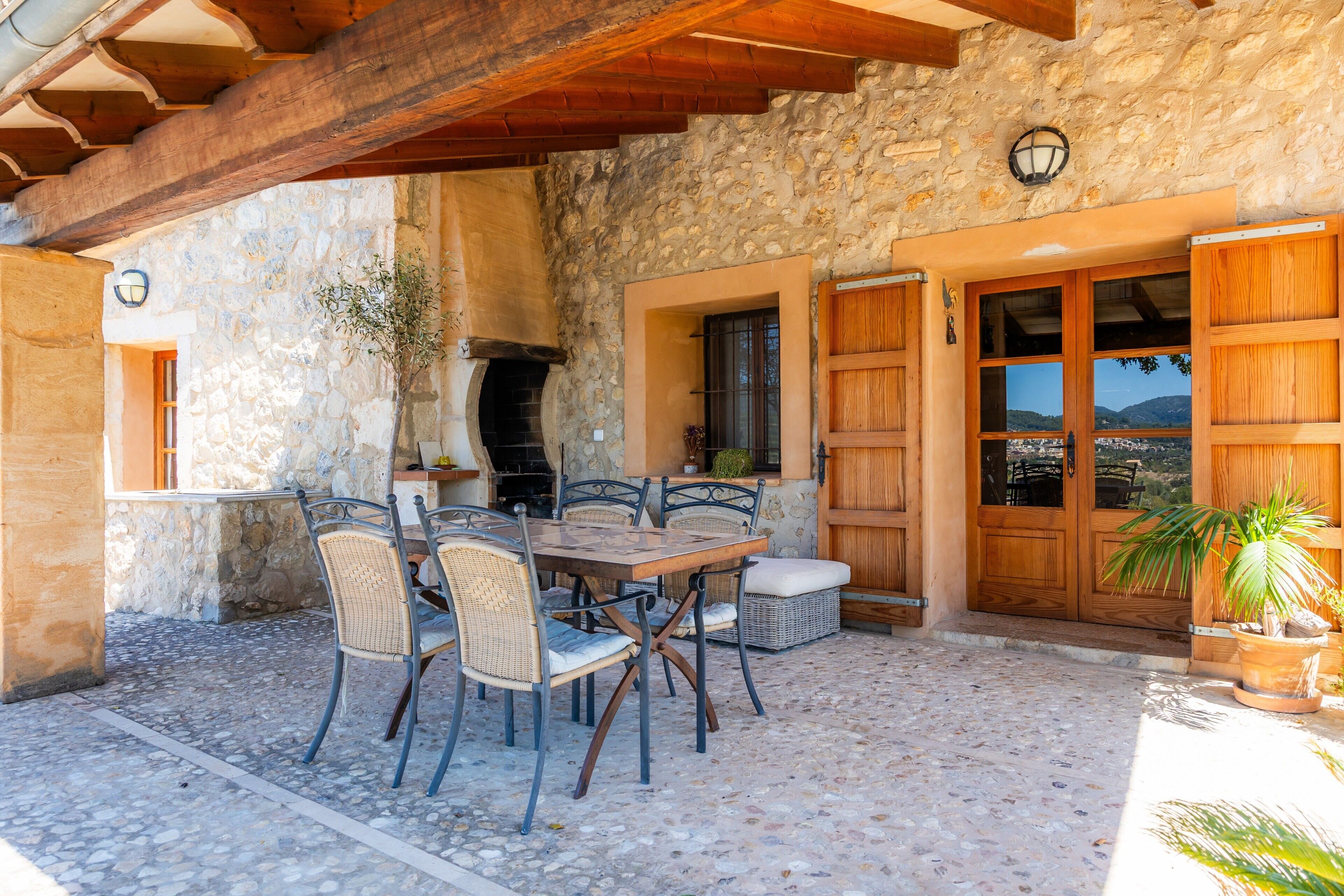 Restauration extérieure