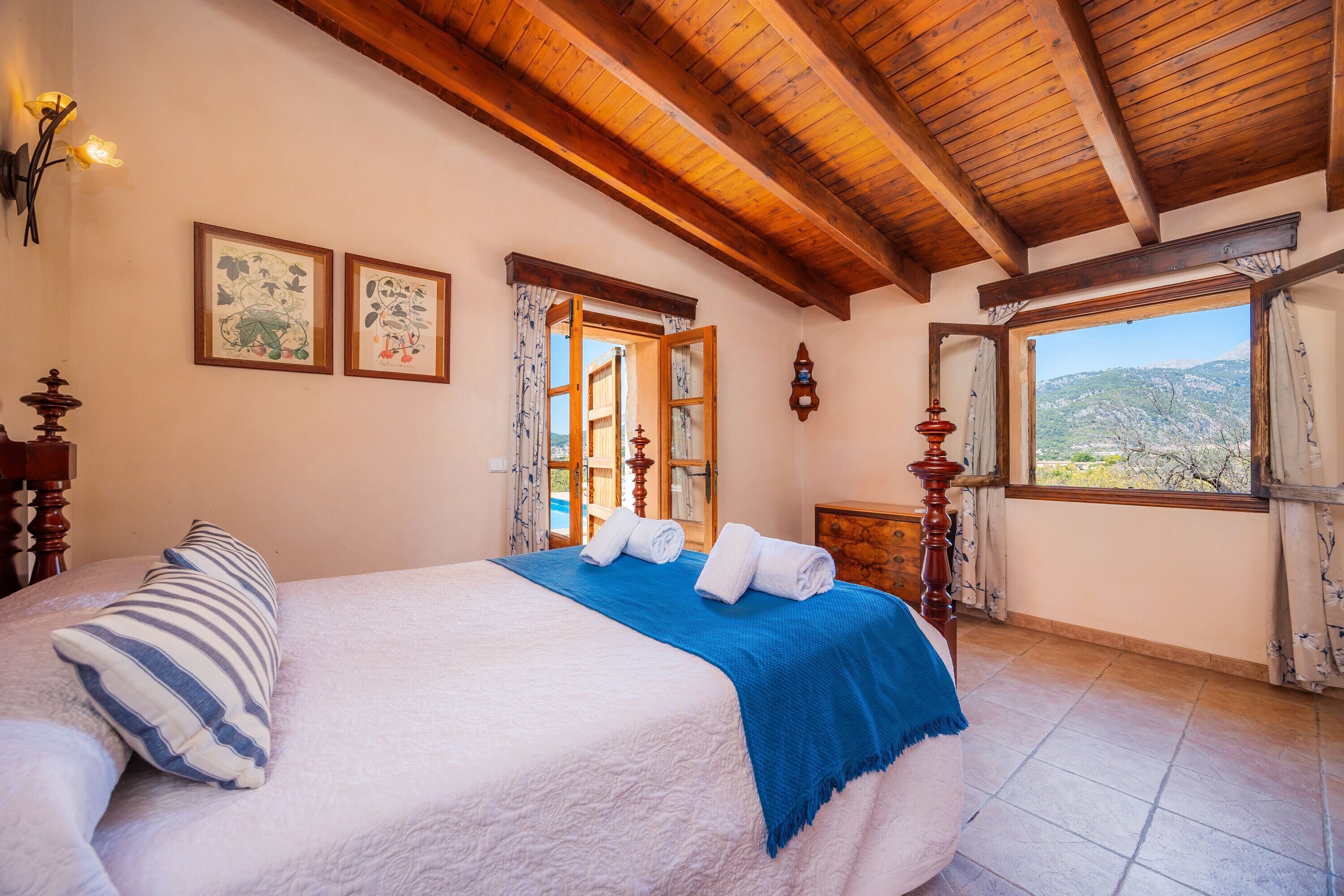 2 habitaciones, tabla de planchar con plancha y wifi gratis 