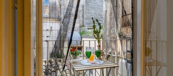 Apartment 'D'Incanto' with Balcony, Wi-Fi and Air Conditioning
