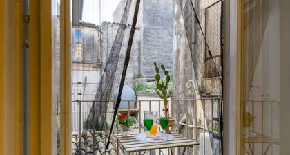 Apartment 'D'Incanto' with Balcony, Wi-Fi and Air Conditioning