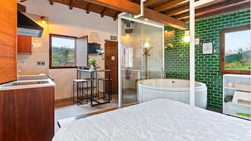 1 bedroom, bed sheets