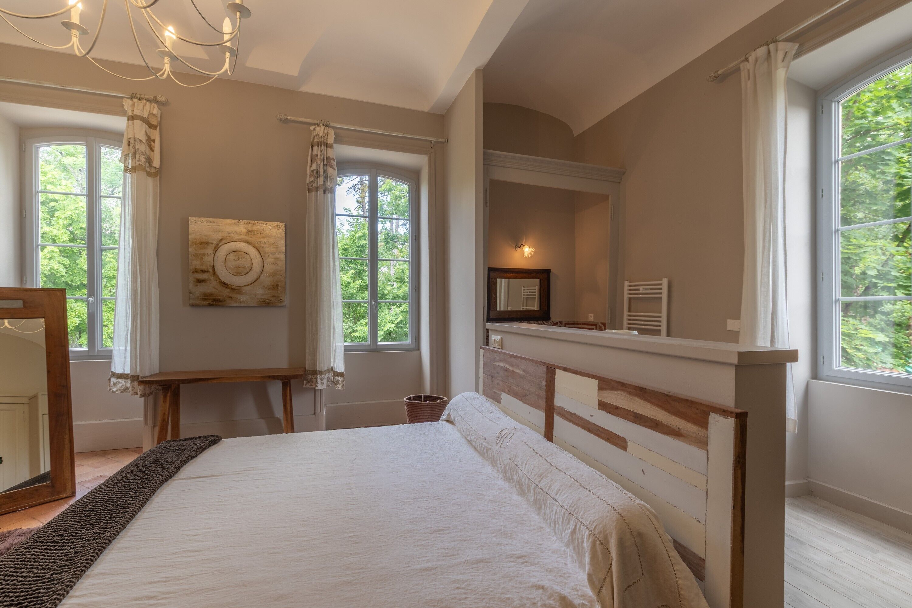 1 chambre, fer et planche à repasser, Wi-Fi gratuit, draps fournis