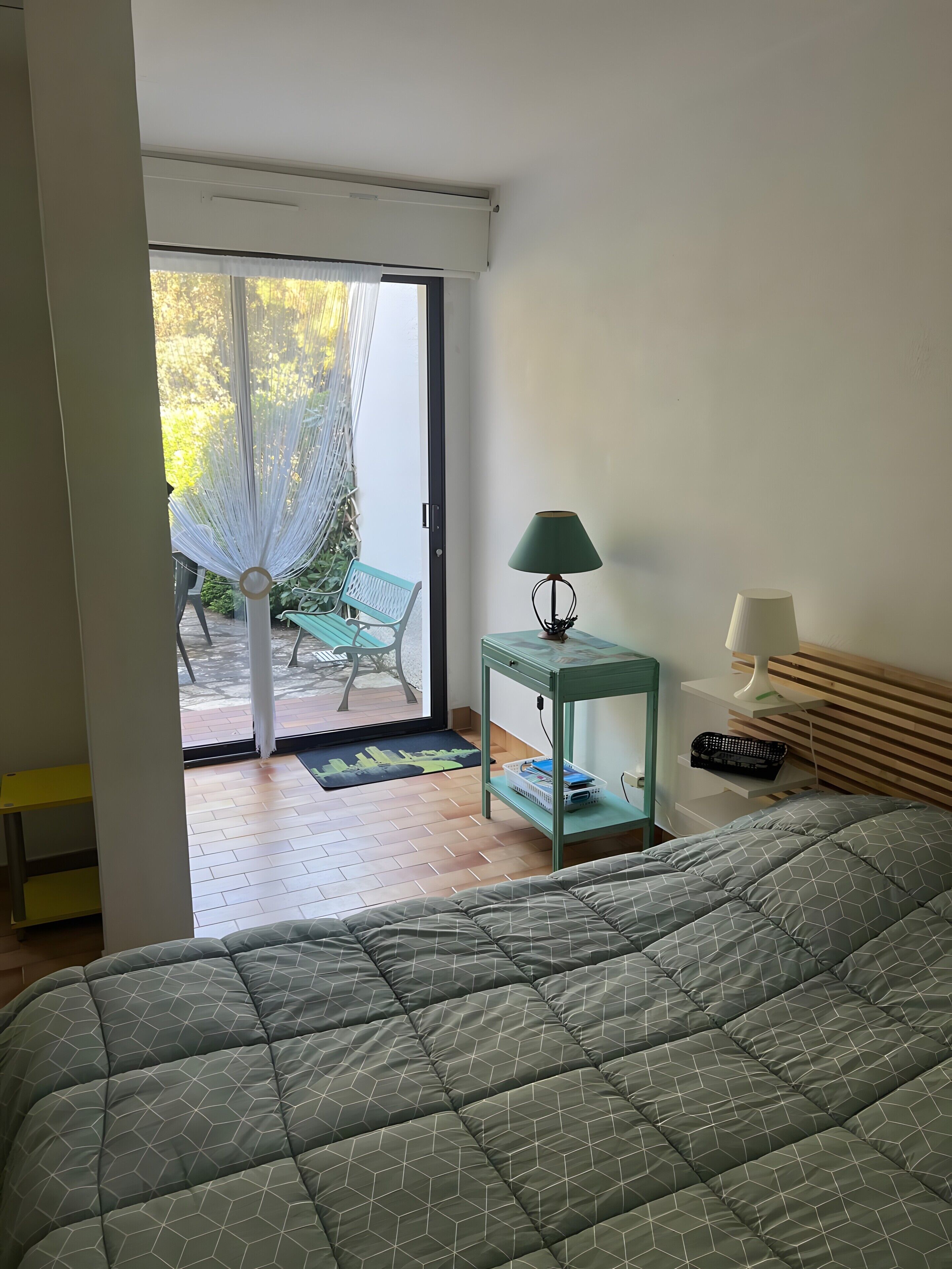2 habitaciones, tabla de planchar con plancha y wifi gratis 