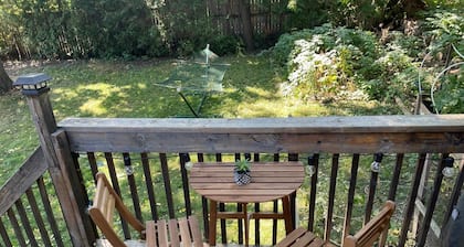 Charming 3bdrm Home in Centretown w Free Parking