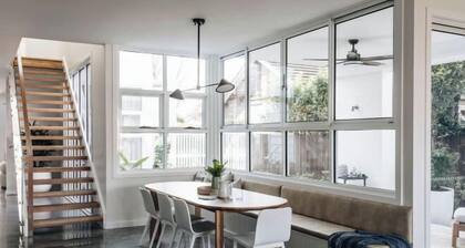 Rubus Green, Berry - by Linnaeus Collection