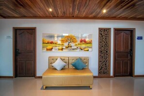 Lobby lounge - Ratana boutique resort (Klaeng)