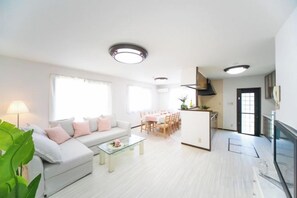 Living area - Awaji Seaside Resort in Ikuha (Awaji City)