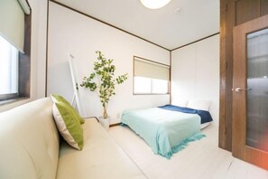 Iron/ironing board - 7 min to JR Yokkaichi STN Large House (Yokkaichi)