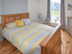 3 bedrooms, free WiFi, bed sheets