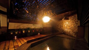 Outdoor pool - Takeo Onsen Kyotoya (Takeo)