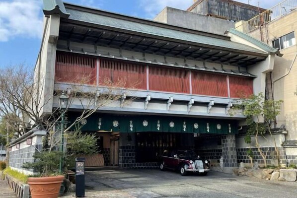 บริเวณภายนอก