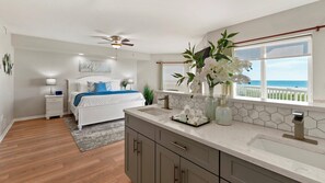 Unclassified image, 2 of 33, button