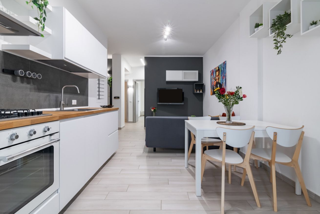 Kühlschrank, Ofen, Herdplatte, Geschirrspüler