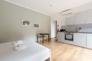 1 bedroom, iron/ironing board, bed sheets