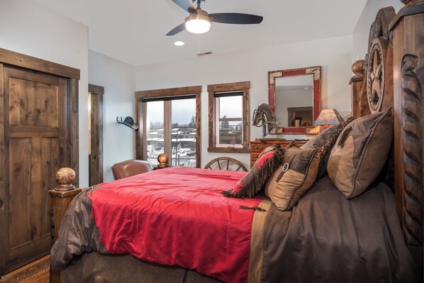 3 chambres, fer et planche à repasser, accès au Wi-Fi (inclus)