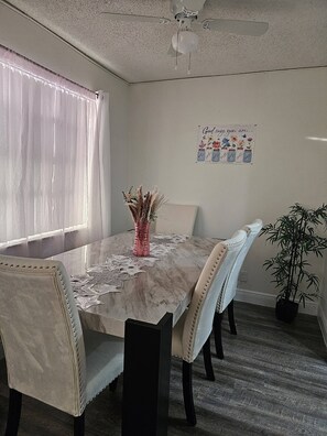 Room, 1 Bedroom | Dining room - Room in Apartment - The Sample Rd Retreats (Pompano Beach)