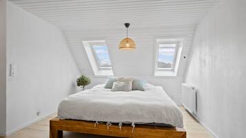 2 bedrooms, free WiFi