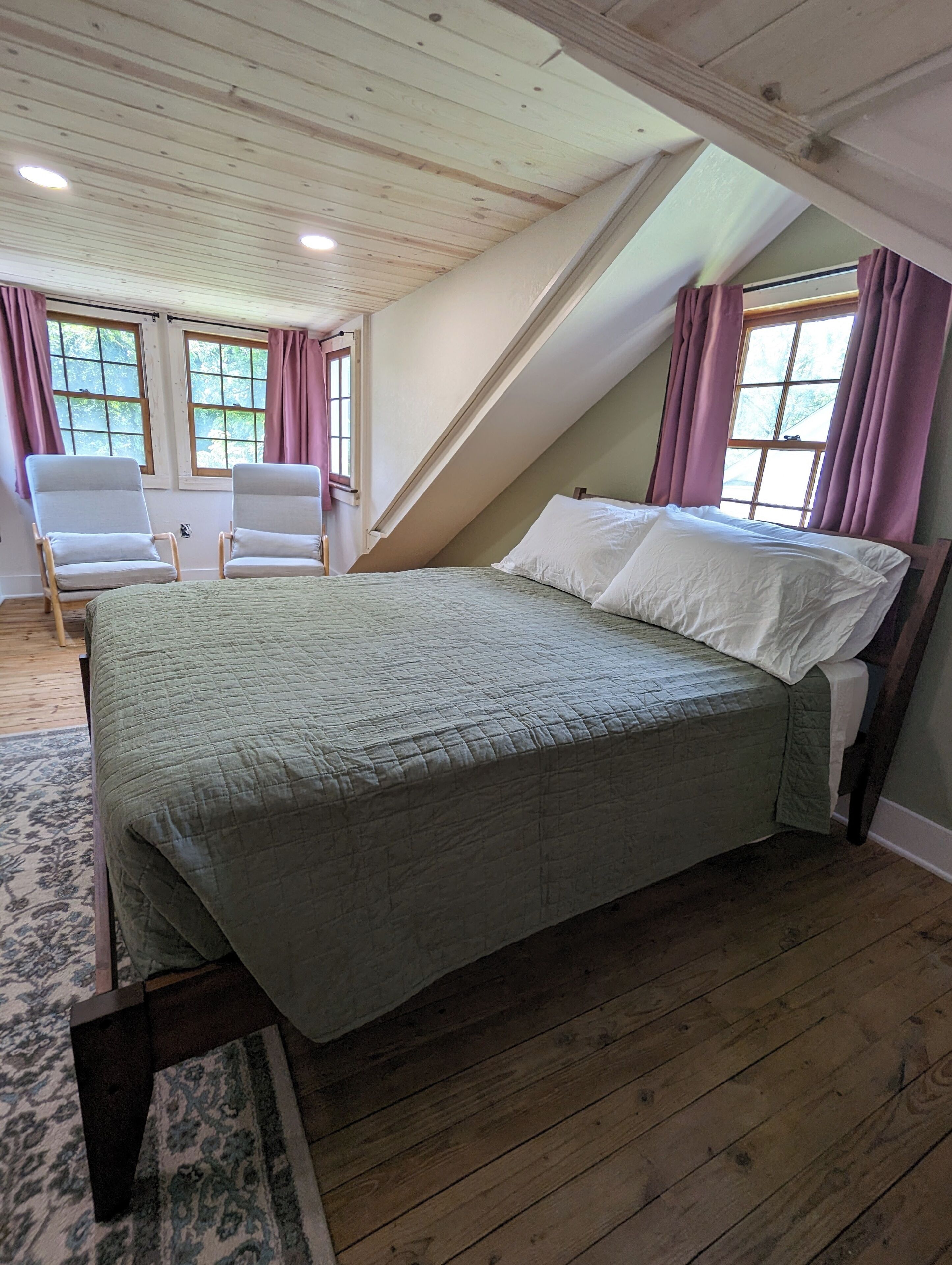 3 Schlafzimmer, Schreibtisch, Reisekinderbett, kostenloses WLAN