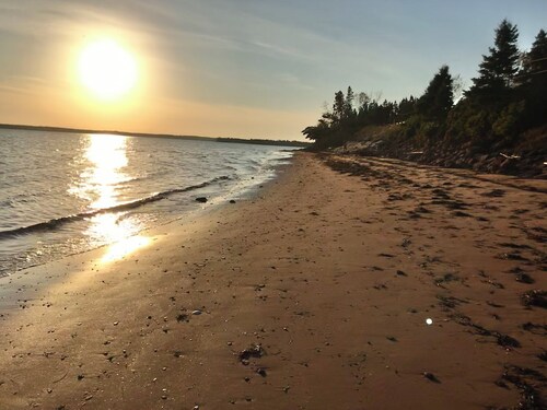 Quiet Beach Get-Away Near Cardigan, PEI