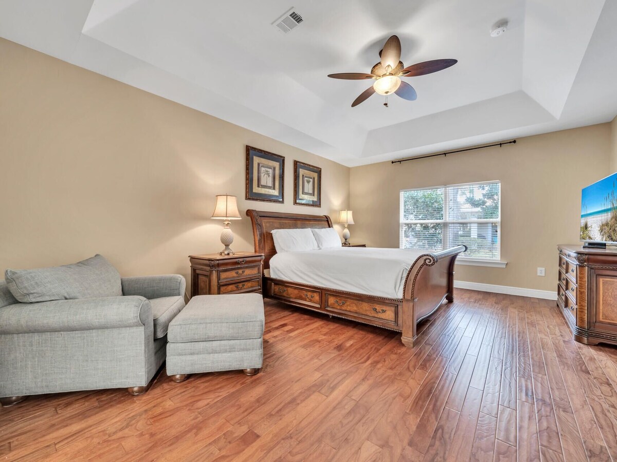 Photo 22 of Beach Beauty: Pet-Friendly Destiny West Home w/Community Pool + Beach Access