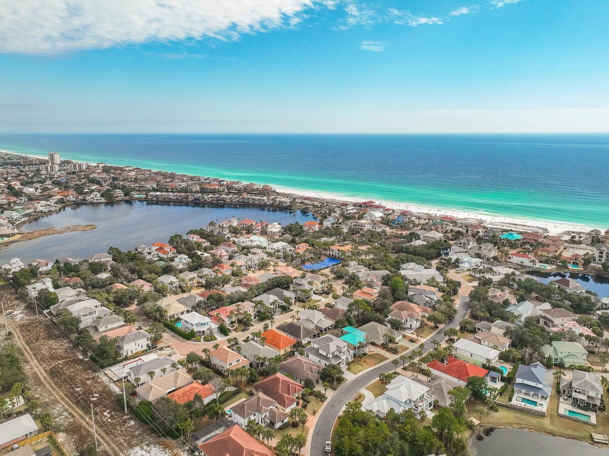 Photo 52 of Beach Beauty: Pet-Friendly Destiny West Home w/Community Pool + Beach Access