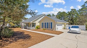Exterior - Family Favorite, Free Golf Cart + Huge Fenced Yard Near Beach (Inlet Beach)