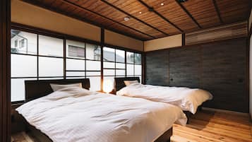 2 bedrooms, bed sheets