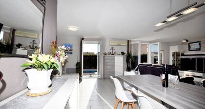 Lovely home in Lézignan-Corbières