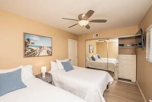 3 chambres, fer et planche à repasser, accès au Wi-Fi (inclus)