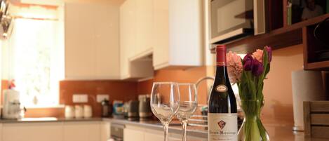 Apartment | Private kitchen | Fridge, microwave, oven, electric kettle