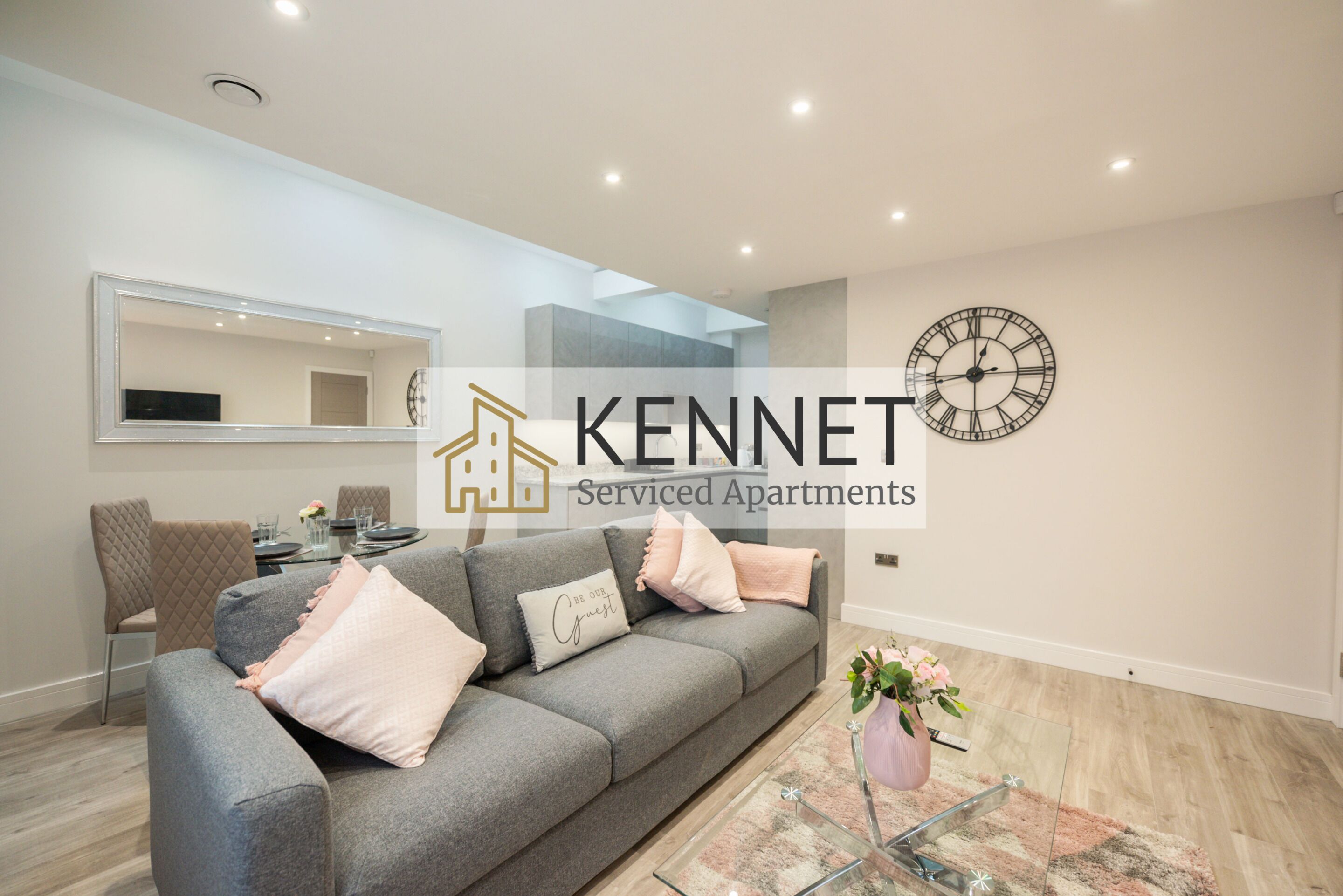 Superior Apartment, Private Bathroom | Lounge