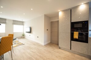 Deluxe-Apartment, mit Bad | Lounge