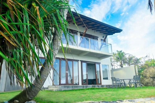Surfside Serenity Ahangama
