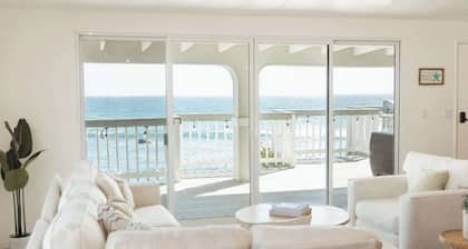 Puesta del Sol, Oceanfront House