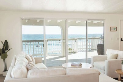 Puesta del Sol, Oceanfront House