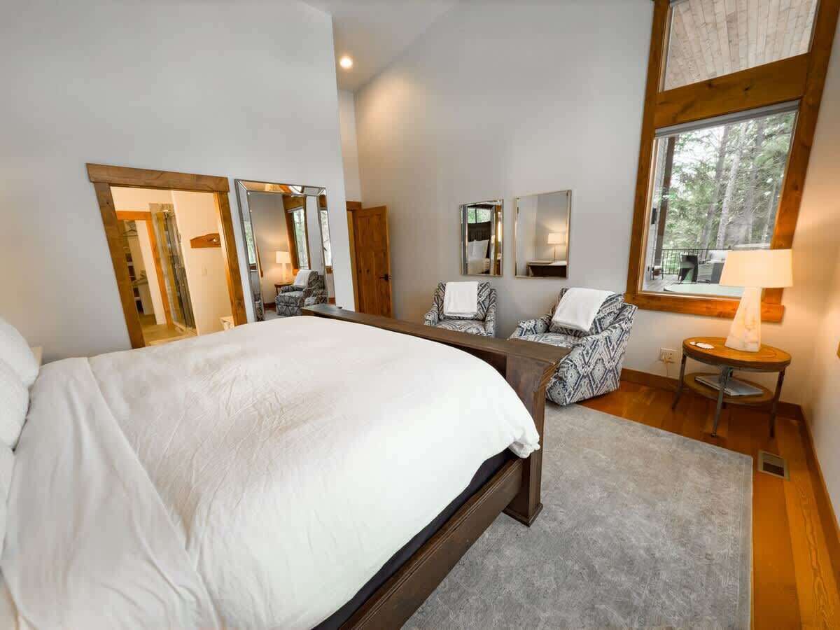 3 habitaciones, tabla de planchar con plancha y wifi gratis 