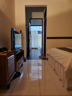 Habitació quàdruple familiar | Escriptori i wifi gratuïta