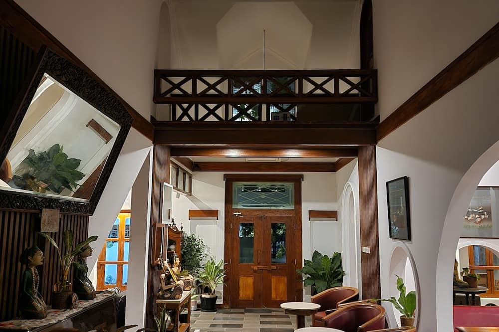 Domore Lifestyle Hotel & Cafe