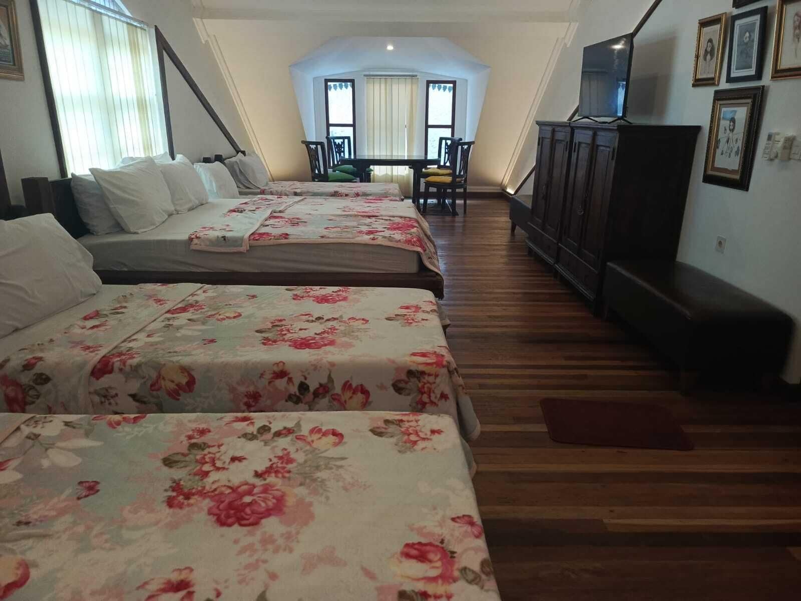 Escritorio y wifi gratis 