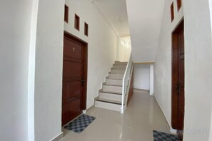 Unclassified image, 5 of 7, button - Guesthouse Pondok Amak (Padang)