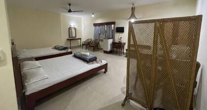 Hotel Indsurya